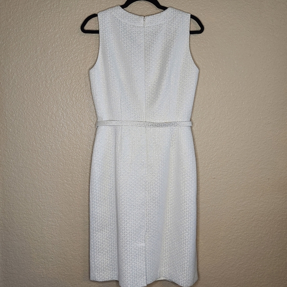 Alex Marie Vintage White Sleeveless Sheath Dress Midi, Metalic Details Size 8 - Picture 3 of 14